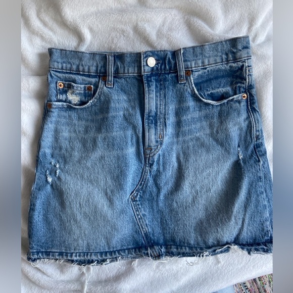 00s Gap Denim Mini Skirt (27/4) - Picture 3 of 7